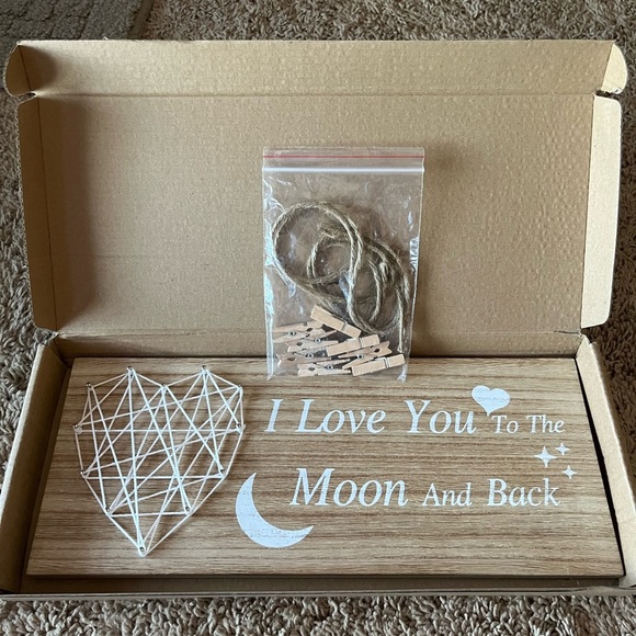 I love to the moon and back wooden hanging sign - Picture 3 of 4
